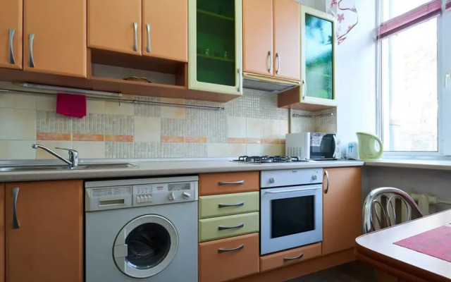 Home-Hotel Yaroslavskaya 15-23