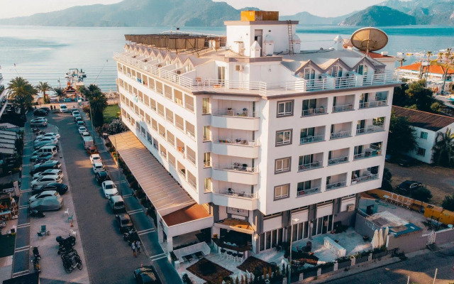 Mert Seaside Hotel
