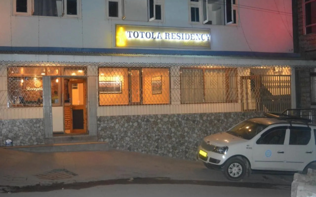 Rufina Totola Residency