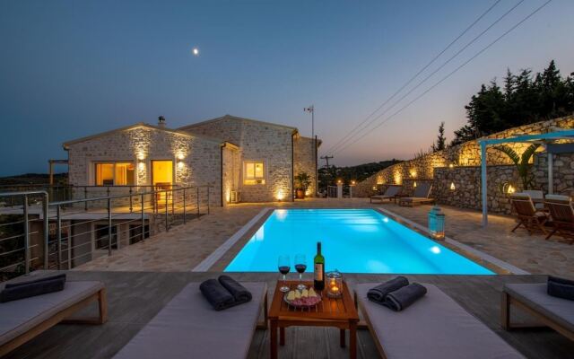 Above Blu Villa in Gaios