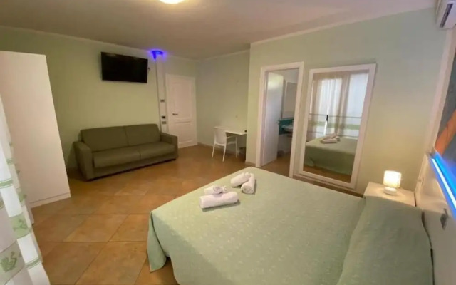 Hotel on the promenade of Stintino