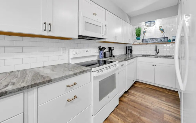 Regency Towers 1204