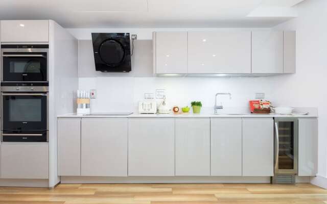 One Bedroom apartment in Aldgate