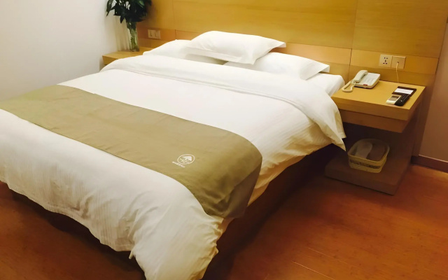 GreenTree Inn Jiaozuo Mengzhou City Huifeng Road Express Hotel