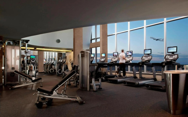 Montreal Airport Marriott In-Terminal Hotel