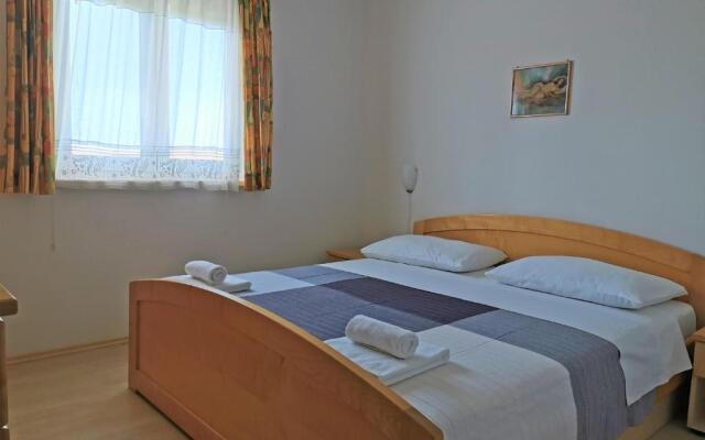 Lenka Apartments II