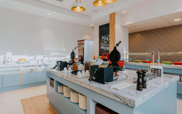 Hampton by Hilton Warsaw Reduta