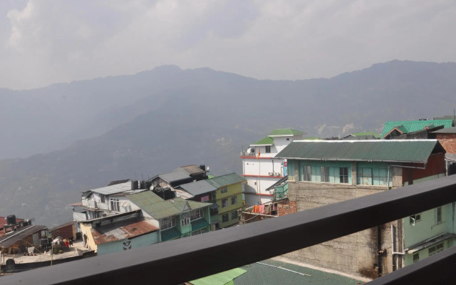 Jewel of the East Residency & Spa