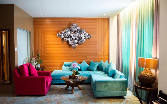 Royal Asnof Hotel