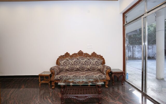 OYO 10448 Green View Home Stay