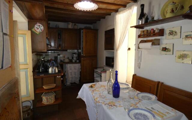 Scappo In Umbria, La Casa Del Duomo