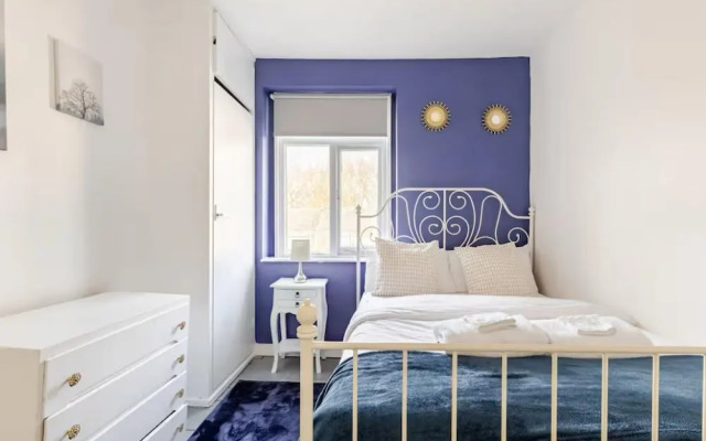 Camden - 3 Bedrooms - Sleeps 6 - Near Underground