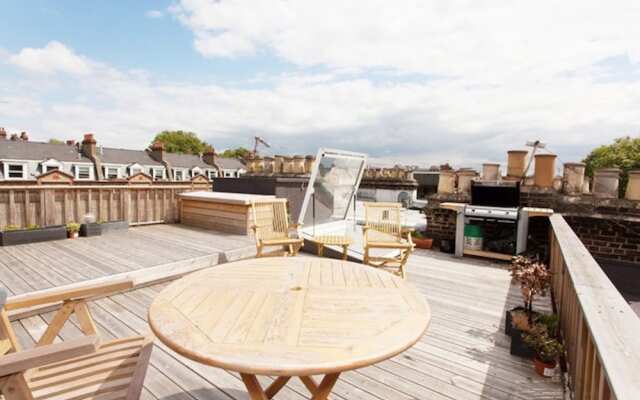 Private Apartment Earl's Court
