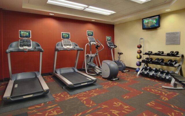 Courtyard by Marriott Madison East