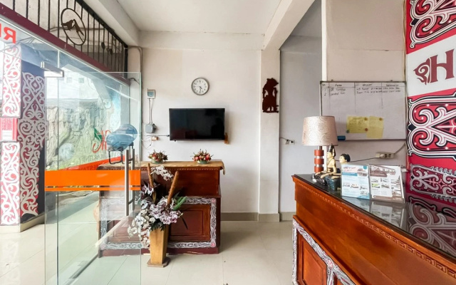 RedDoorz near Salib Kasih Tarutung – Lobby – Tarutung