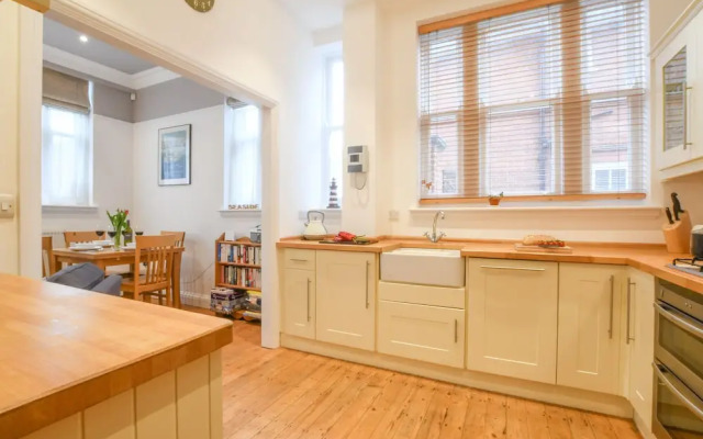 1 Eversley Court, Southwold