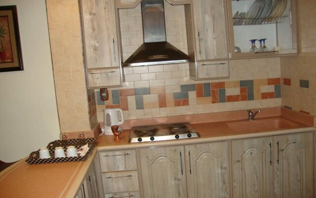 Al Qwafil Suites
