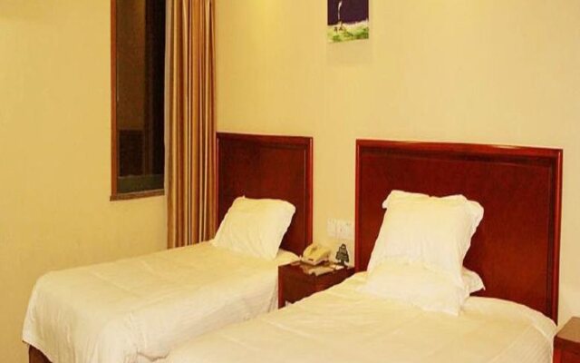 GreenTree Inn Anhui Luan Shouxian Dinghu Avenue Express Hotel