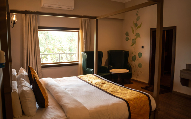 Narwar Lakefront Resort