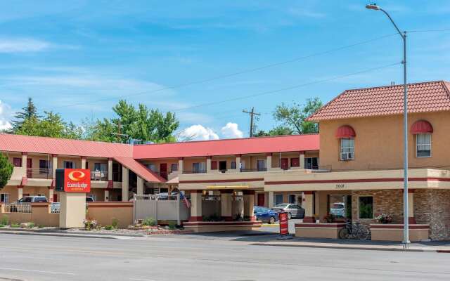 Econo Lodge Inn & Suites Durango