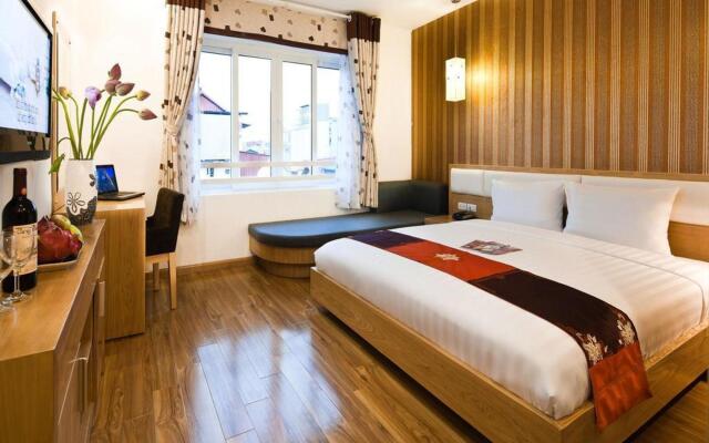 Tu Linh Palace Hotel