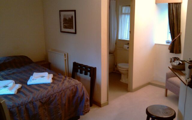Village House Coaching Inn