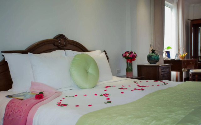 Mercury Central Hotel Hanoi