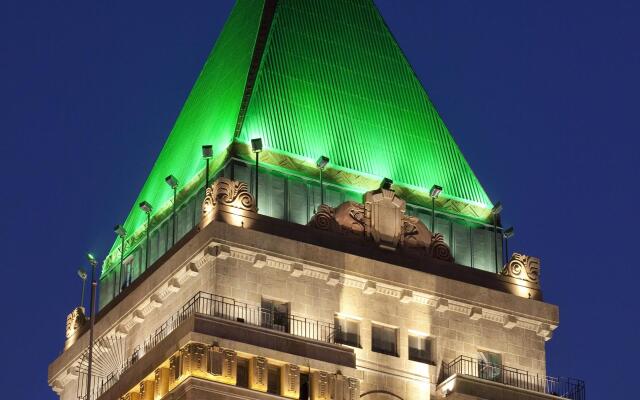 Fairmont Peace Hotel on the Bund
