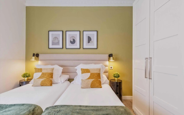 Mit House Madville En Madrid