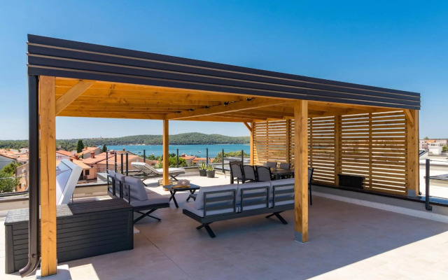 Penthouse Apartment Sax