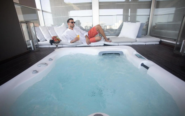Alasia Hotel
