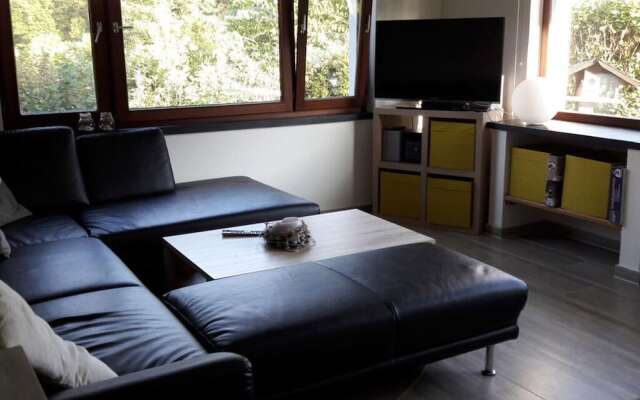 Deimann Modern Retreat