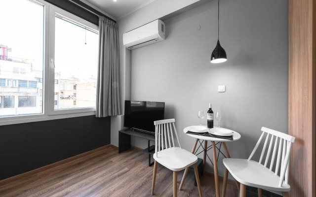 Wall Street Apartments, The Luxury Suites