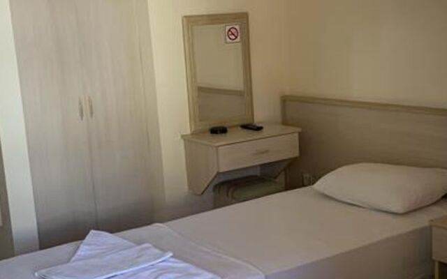 Zuhat Otel