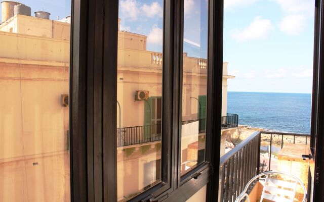 Fleur 3 bedroom apartment Sliema