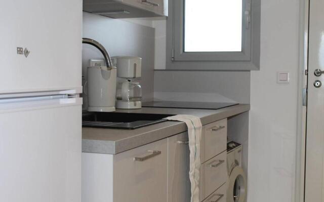 Appartement Villeneuve-Loubet, 1 pièce, 2 personnes - FR-1-252A-19