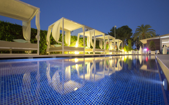 Mar Hotels Playa de Muro Suites