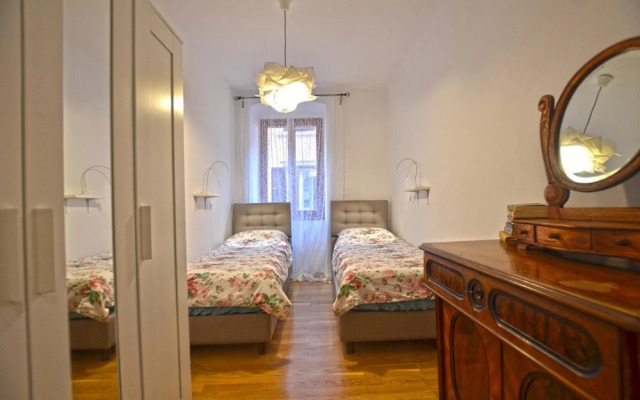 Leko in Rovinj With 1 Bedrooms and 1 Bathrooms