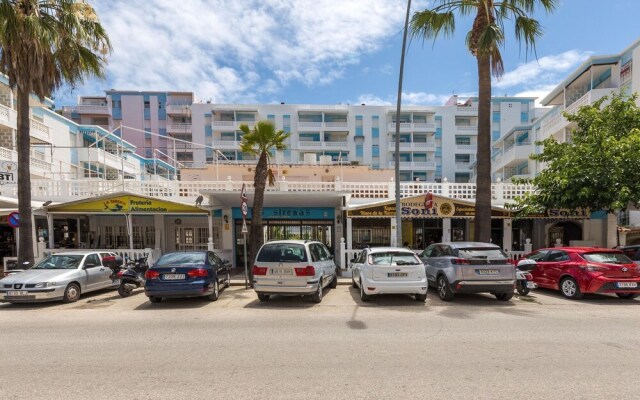 Charming Apartment in Chipiona Near Lighthouse