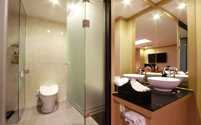 Orsay Business Hotel