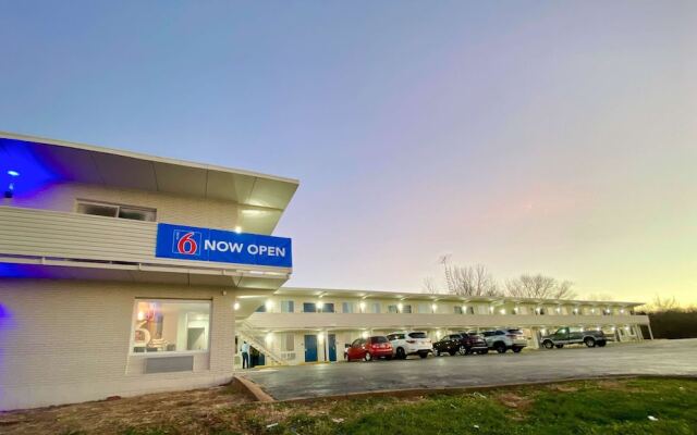 Motel 6 Bonne Terre, MO