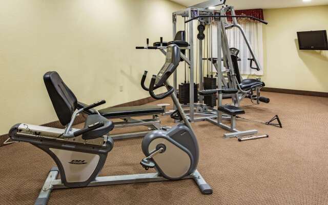 La Quinta Inn & Suites by Wyndham Canton MS