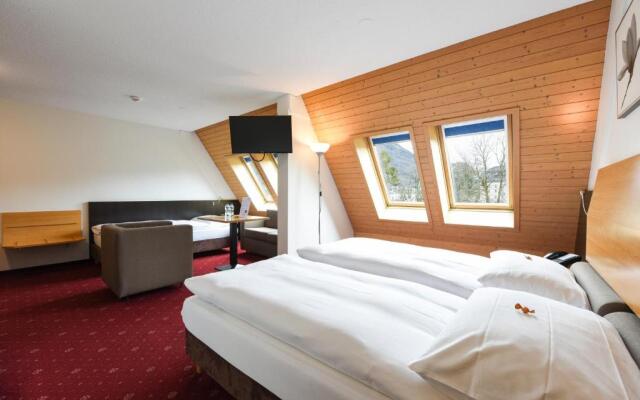 City Hotel