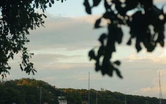 Xulha Hotel Bacalar Lakefront