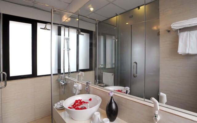 Hanoi Glance Hotel