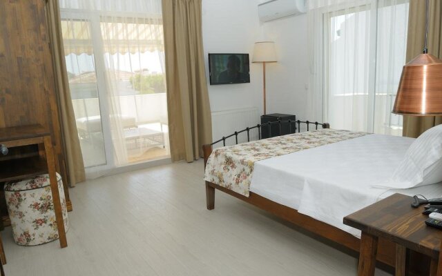 Otel Rustic Alacati