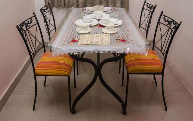 Western Enclave by OYO Rooms