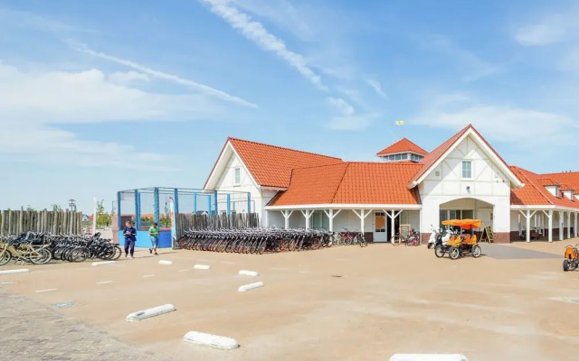 Villa in Cadzand-bad Near North Sea Beach