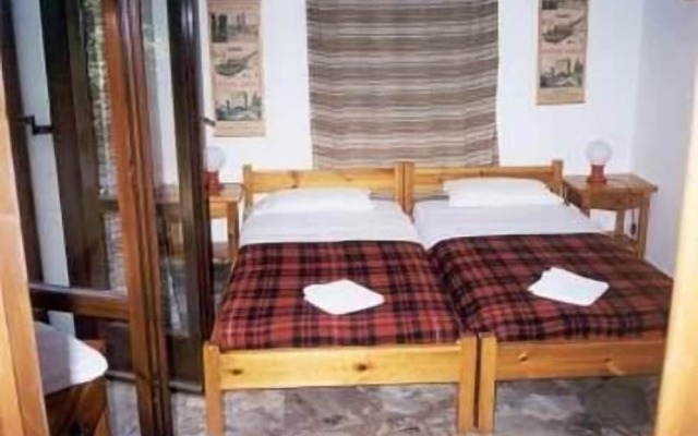 Pension Lagoudera