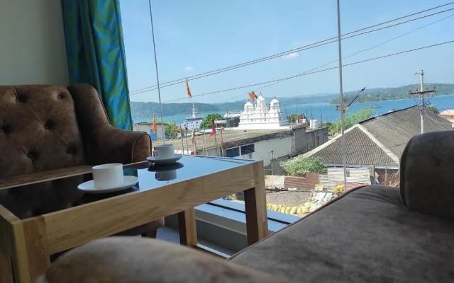 Hotel De Pebbles